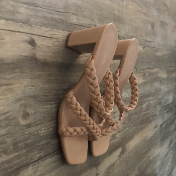 Kensie braided blush/nude heels - Picture 3 of 5